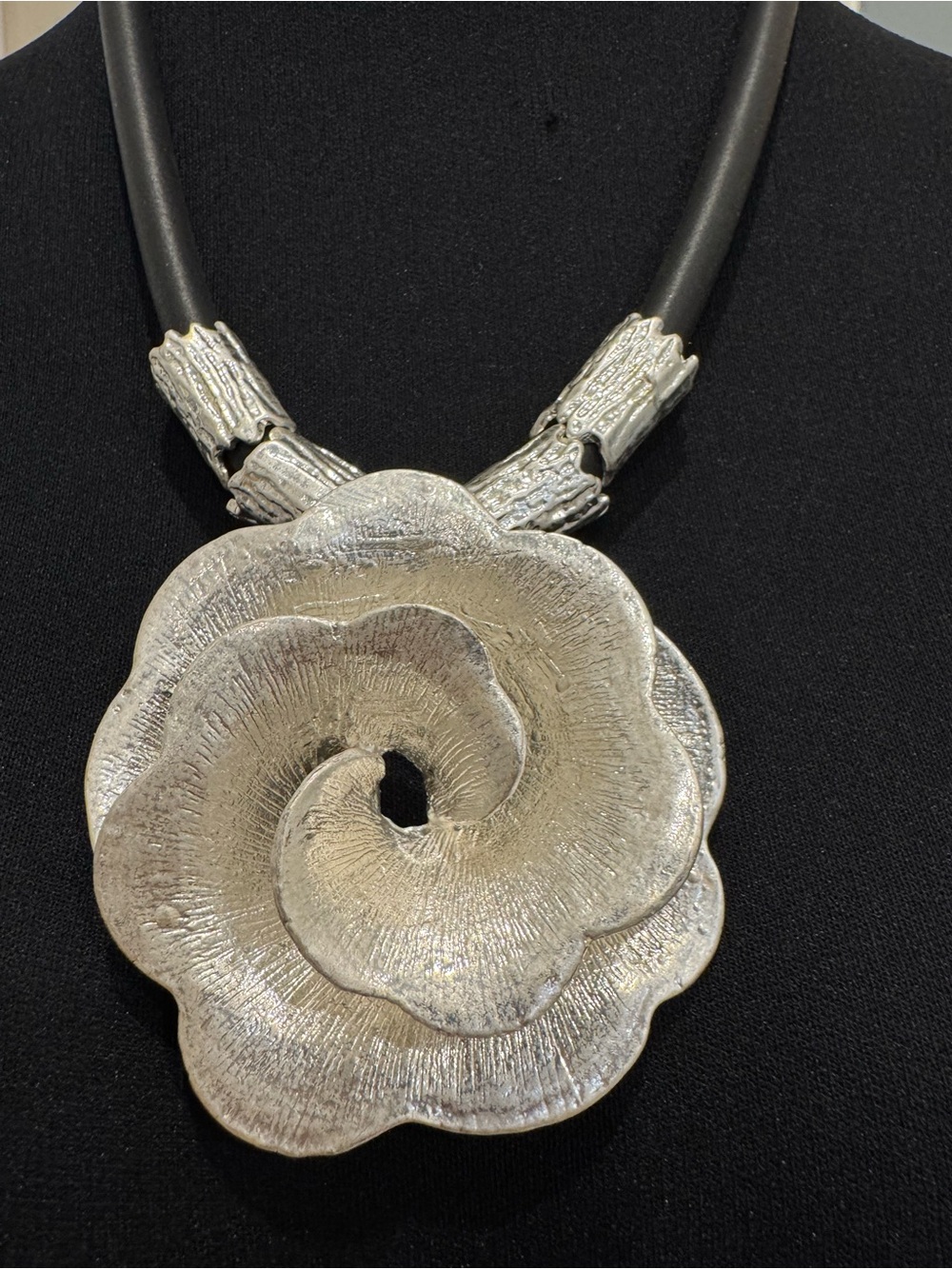 Beautiful Silver tone abstract flower on 18 inch thicker black cord